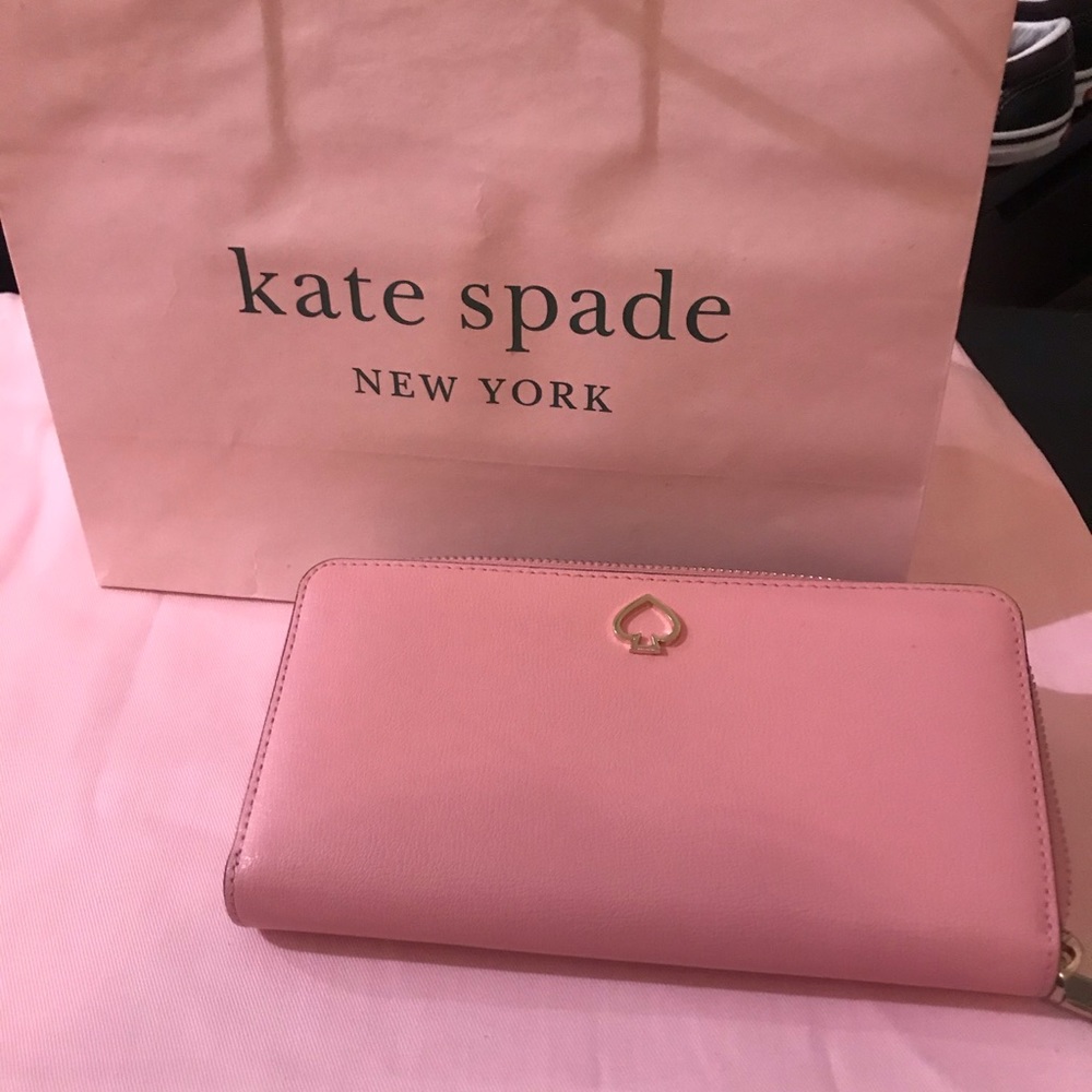 Kate spade pink wallet